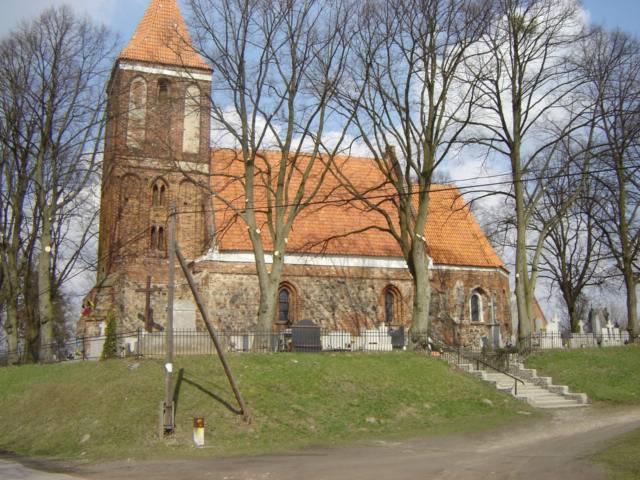 Kości&oacute;ł parafialny w&nbsp;Zieleniu
